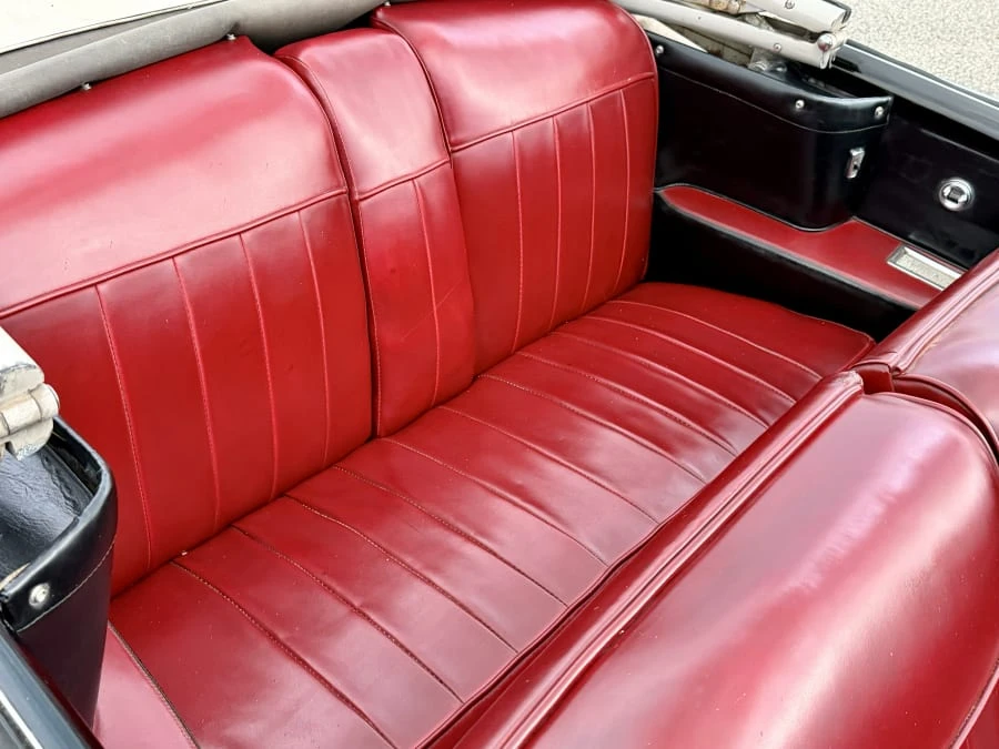 1953 Lincoln Capri - Image 25 of 31