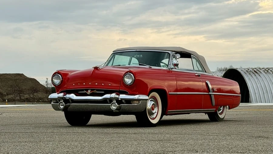 1953 Lincoln Capri - Image 13 of 31