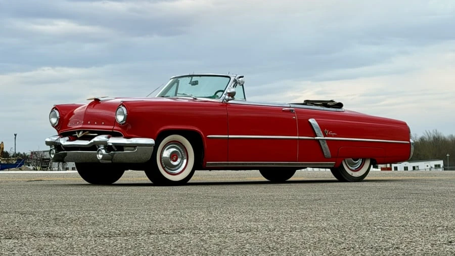 1953 Lincoln Capri - Image 9 of 31