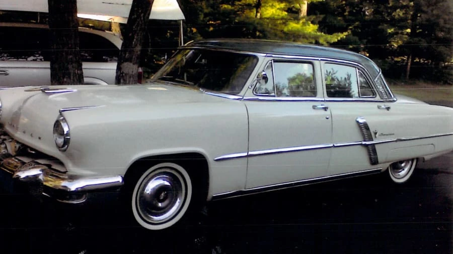 1953 Lincoln Cosmopolitan - Image 3 of 15