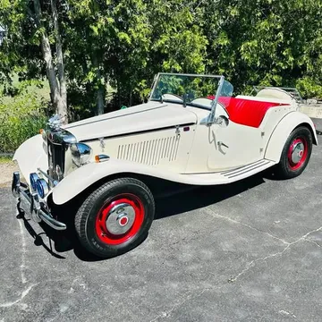 1953 MG TD Replica Roadster