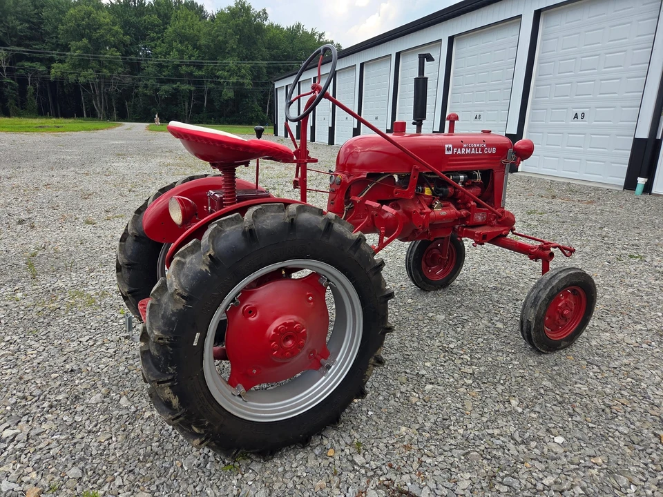1953 McCormick - Image 4 of 30