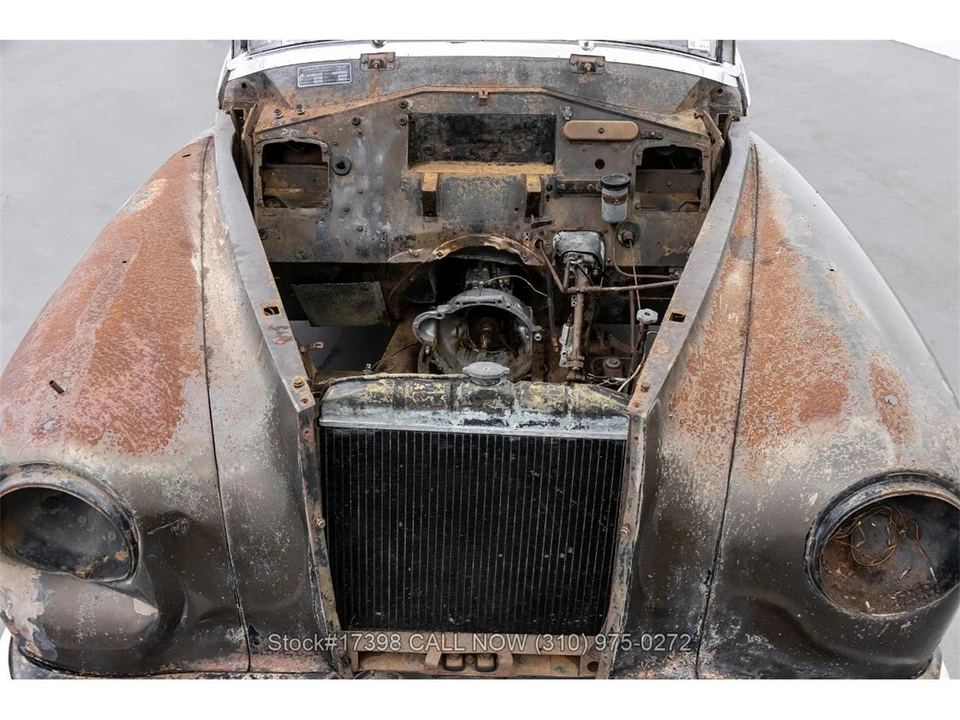 1953 Mercedes-Benz W186 & W189 Adenauer - Image 30 of 31