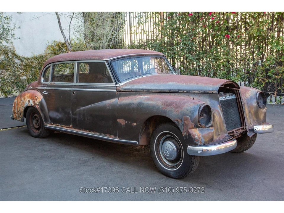 1953 Mercedes-Benz W186 & W189 Adenauer - Image 2 of 31