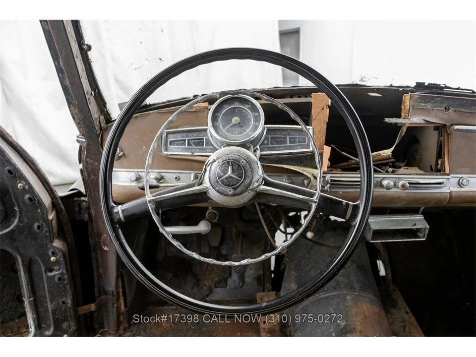 1953 Mercedes-Benz W186 & W189 Adenauer - Image 16 of 31