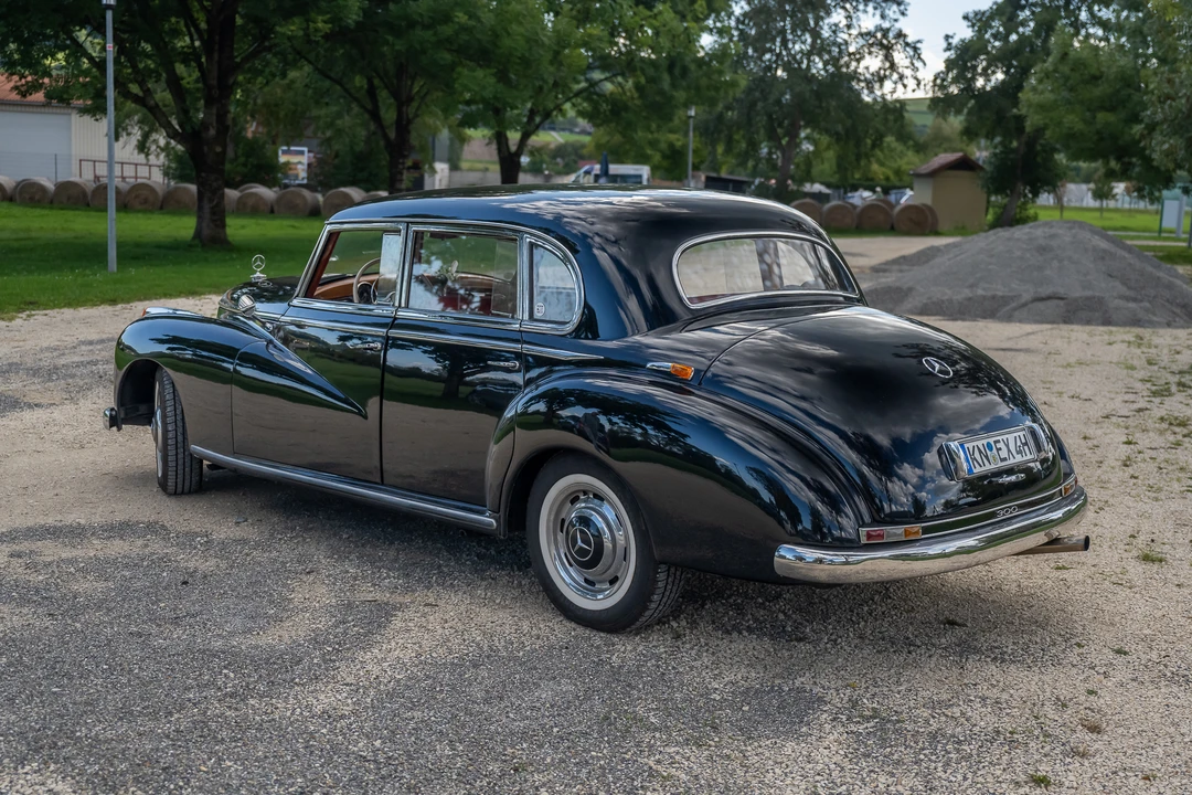 1953 Mercedes-Benz W186 & W189 Adenauer - Image 7 of 31