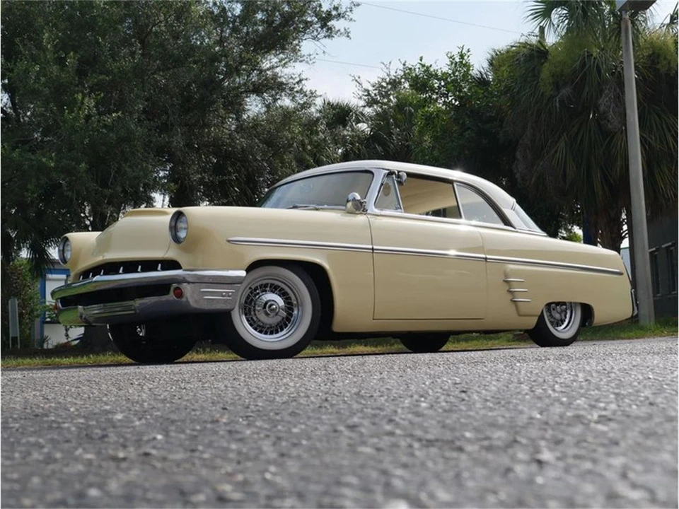 1953 Mercury Monterey - Image 9 of 31
