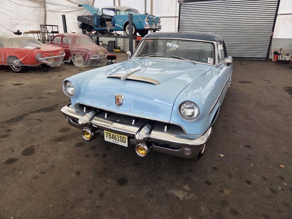 1953 Mercury Monterey - Image 2 of 31
