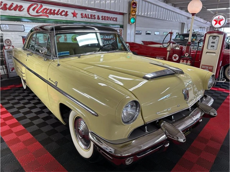 1953 Mercury Monterey - Image 2 of 31