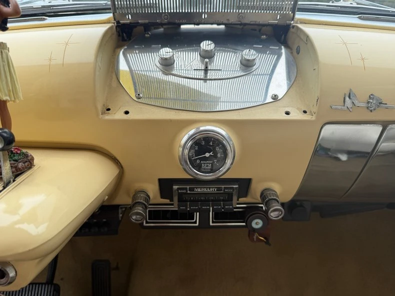 1953 Mercury Monterey - Image 11 of 31