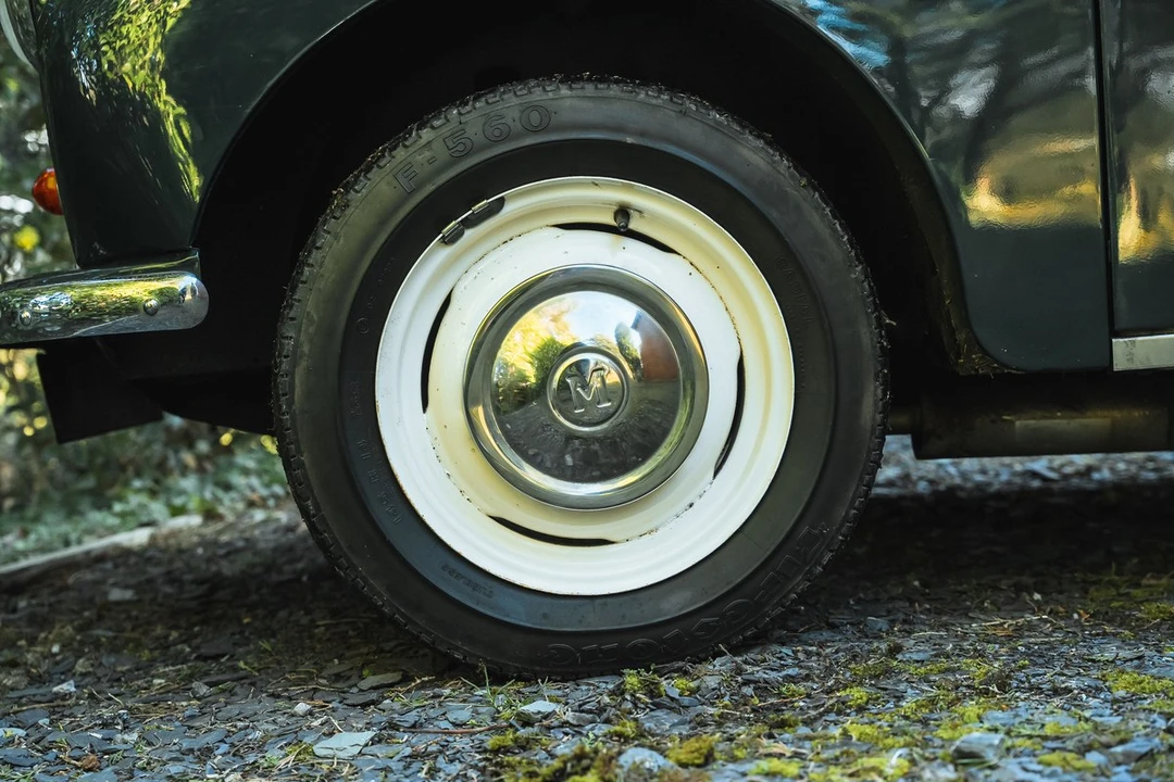 1953 Morris Minor - Image 15 of 30