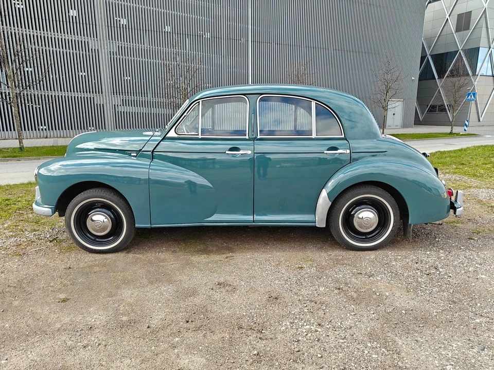 1953 Morris - Image 8 of 31