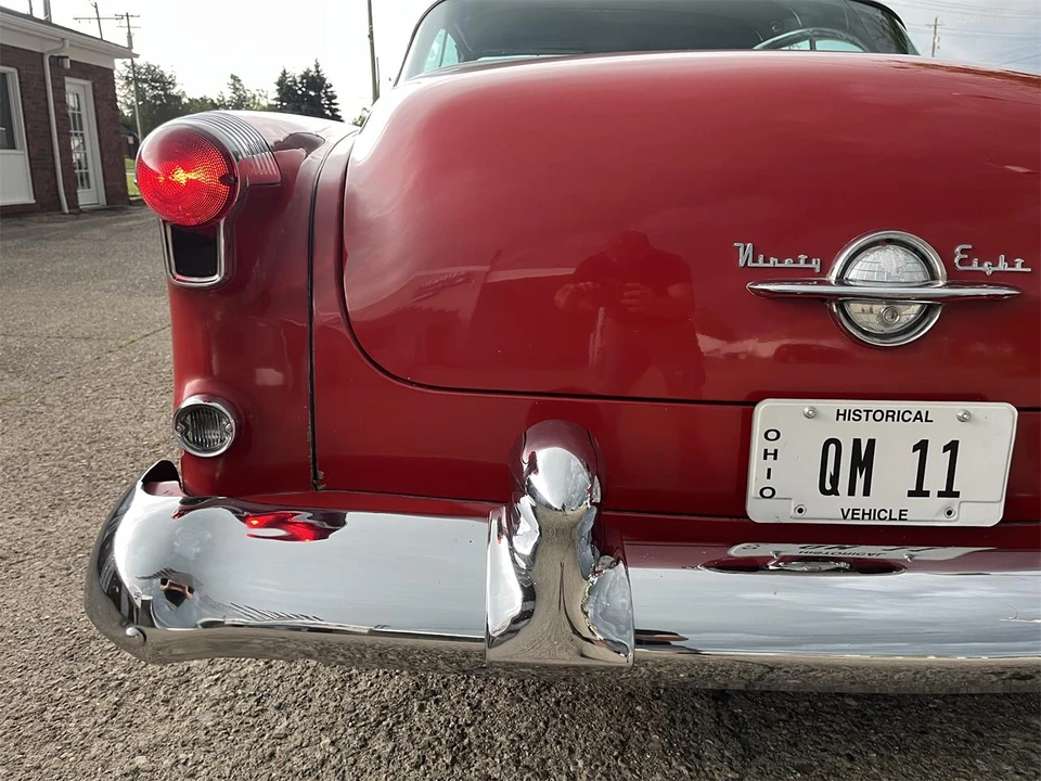 1953 Oldsmobile 98 - Image 15 of 31