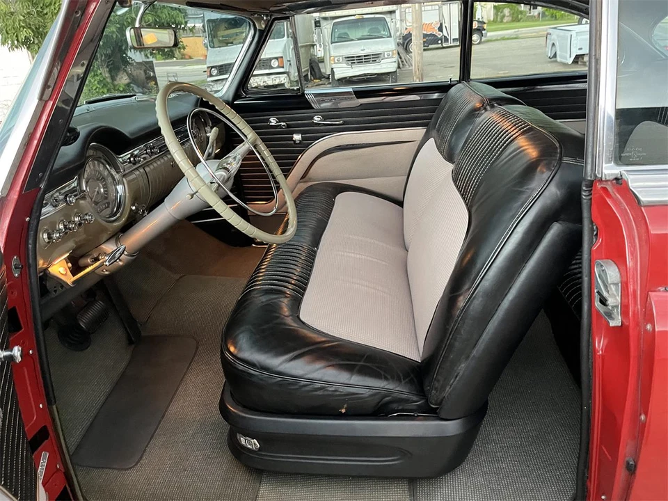 1953 Oldsmobile 98 - Image 28 of 31