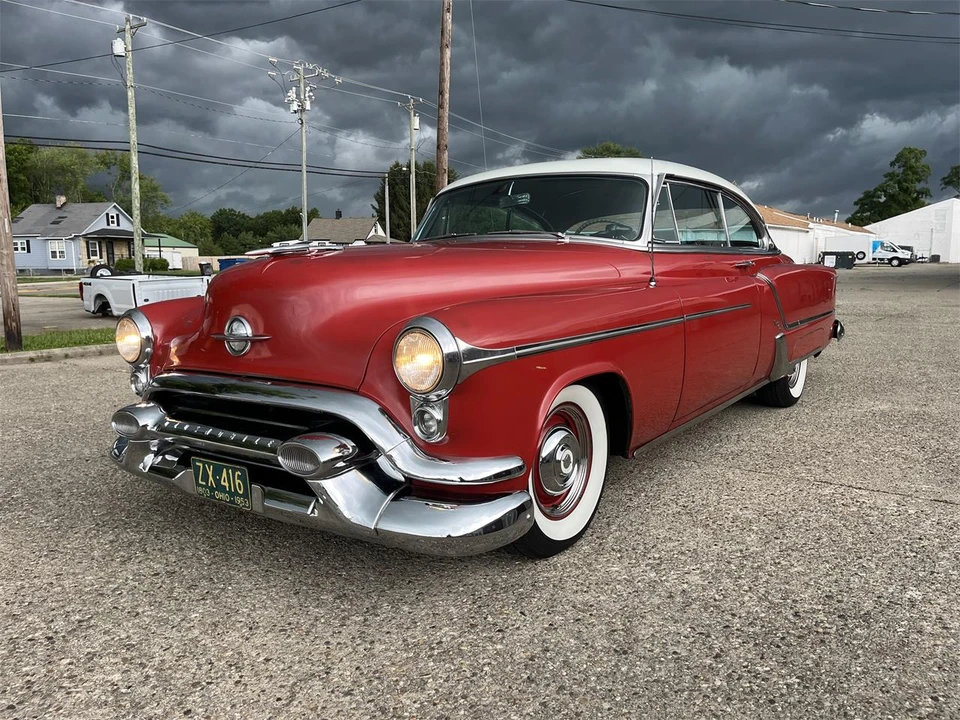 1953 Oldsmobile 98 - Image 2 of 31