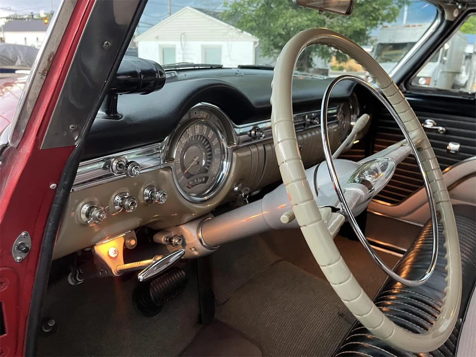 1953 Oldsmobile 98 - Image 9 of 31