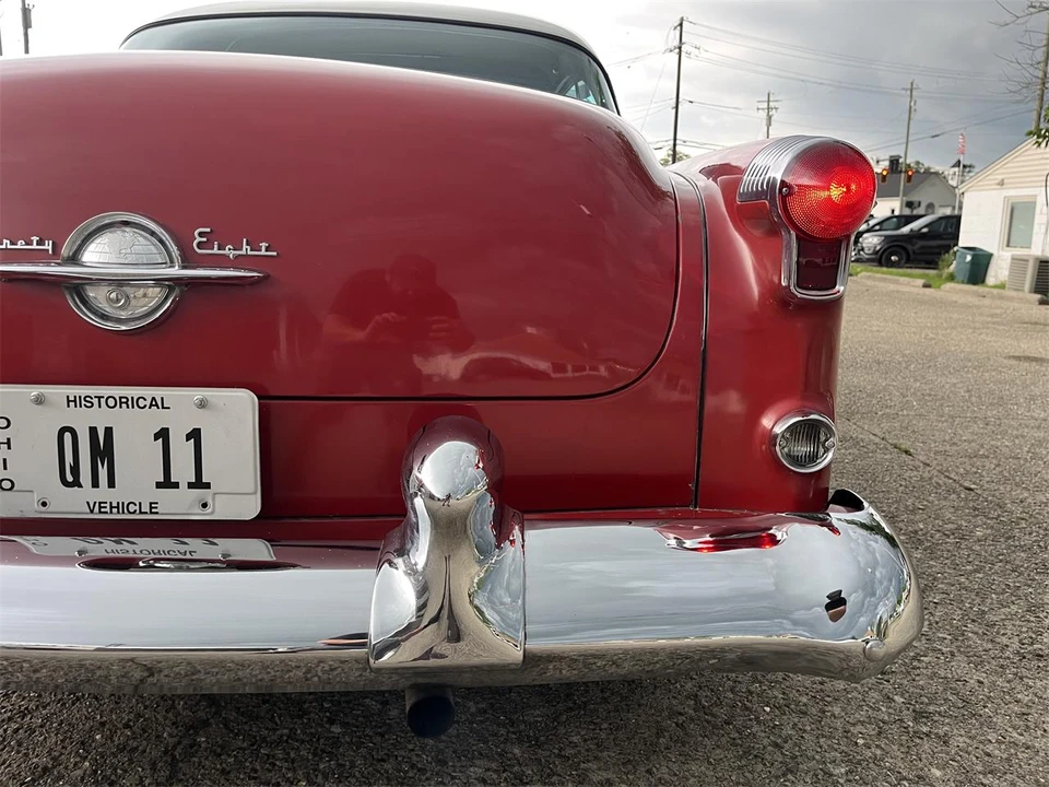1953 Oldsmobile 98 - Image 25 of 31