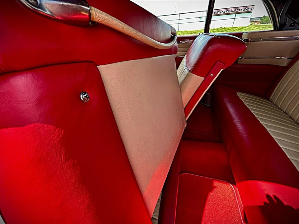 1953 Oldsmobile 98 - Image 17 of 31