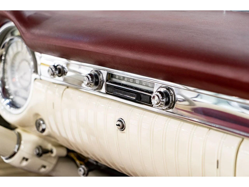 1953 Oldsmobile 98 - Image 11 of 31