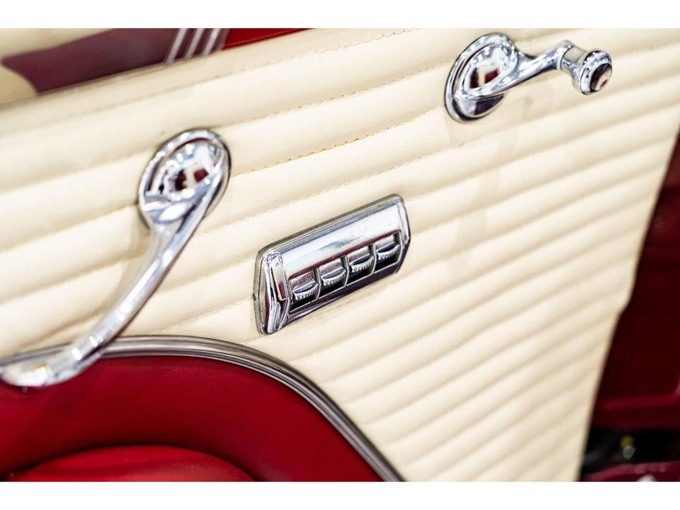 1953 Oldsmobile 98 - Image 12 of 31