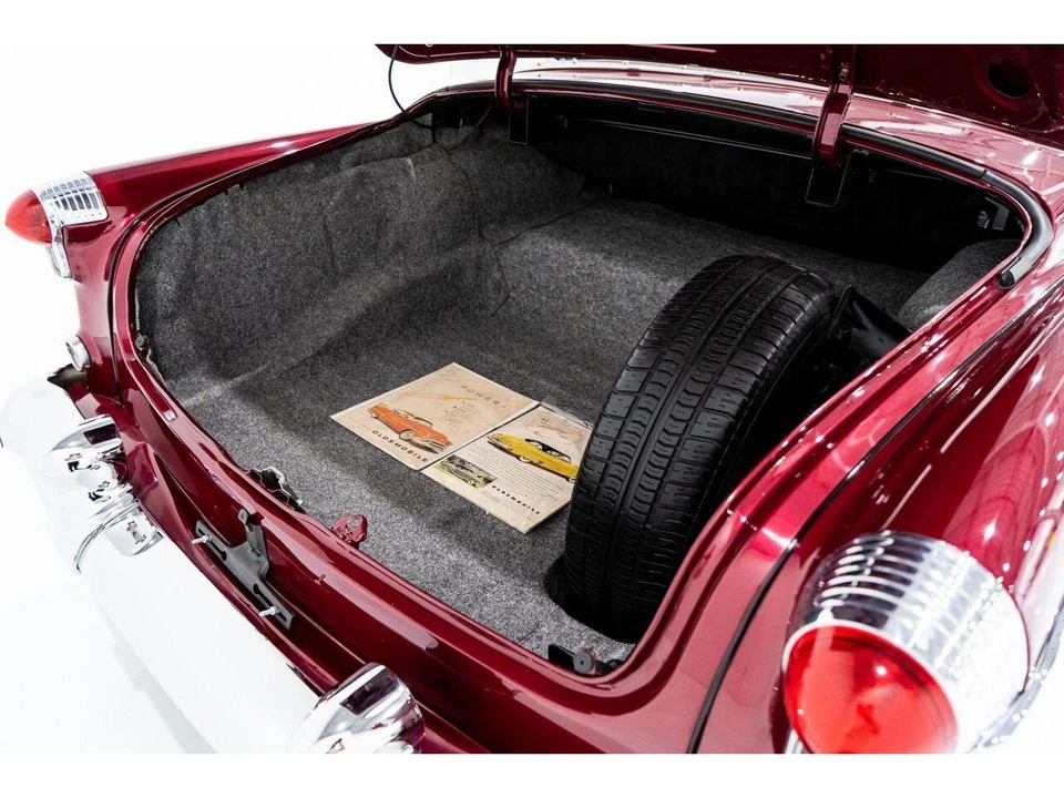 1953 Oldsmobile 98 - Image 28 of 31