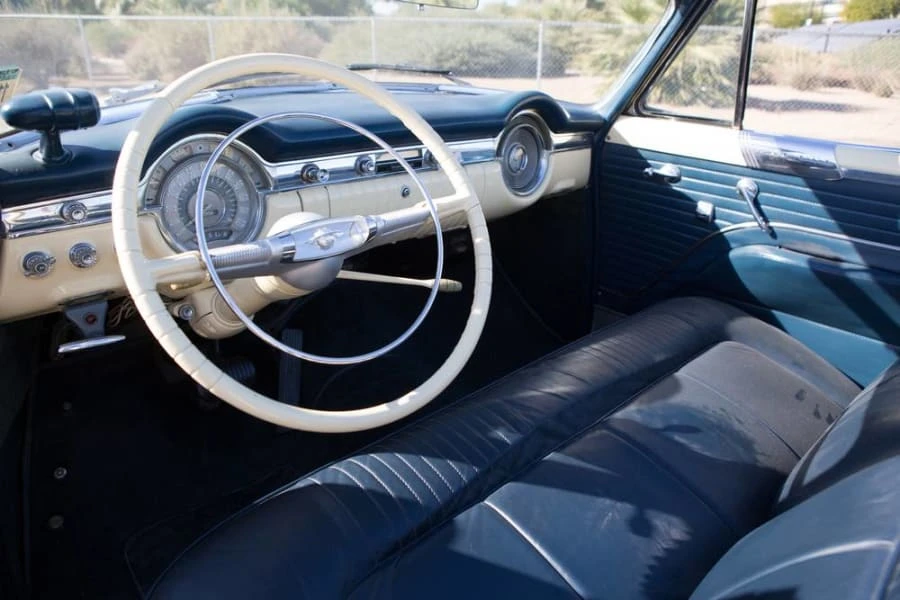 1953 Oldsmobile 98 - Image 4 of 10