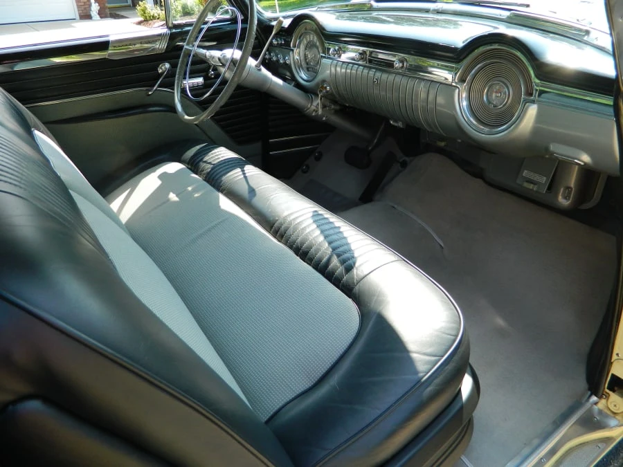 1953 Oldsmobile 98 - Image 5 of 7