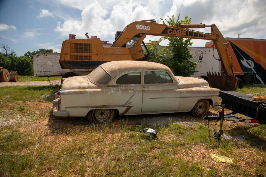 1953 Oldsmobile 88 - Image 2 of 10