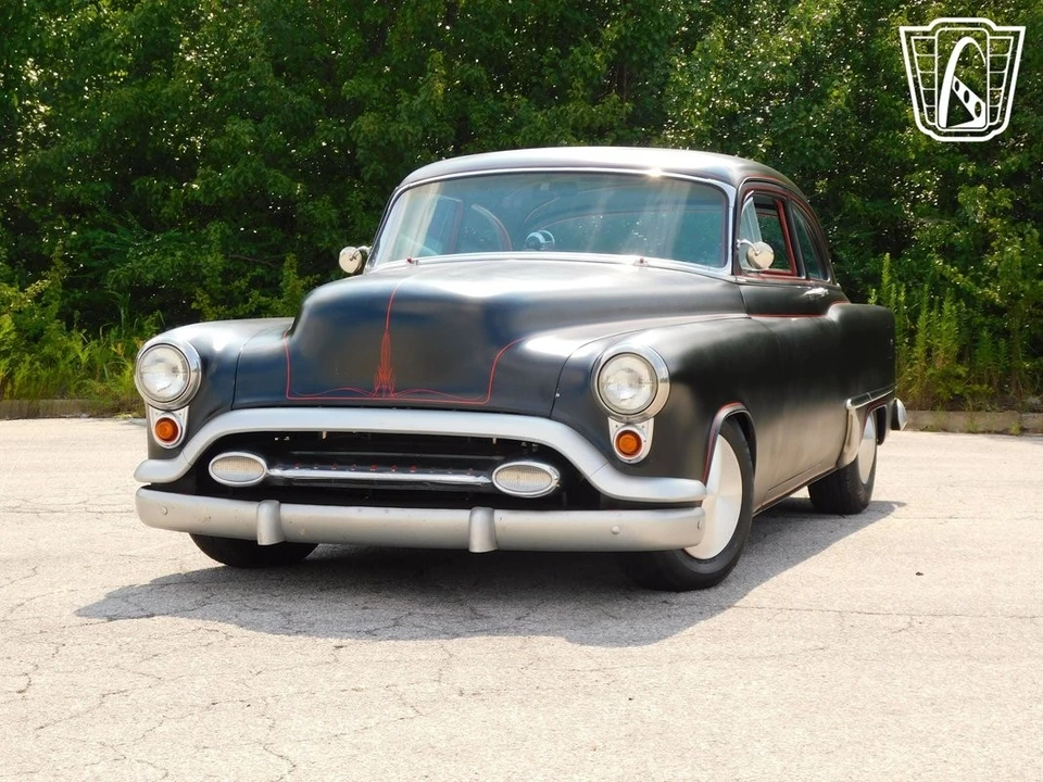 1953 Oldsmobile 88 - Image 10 of 12