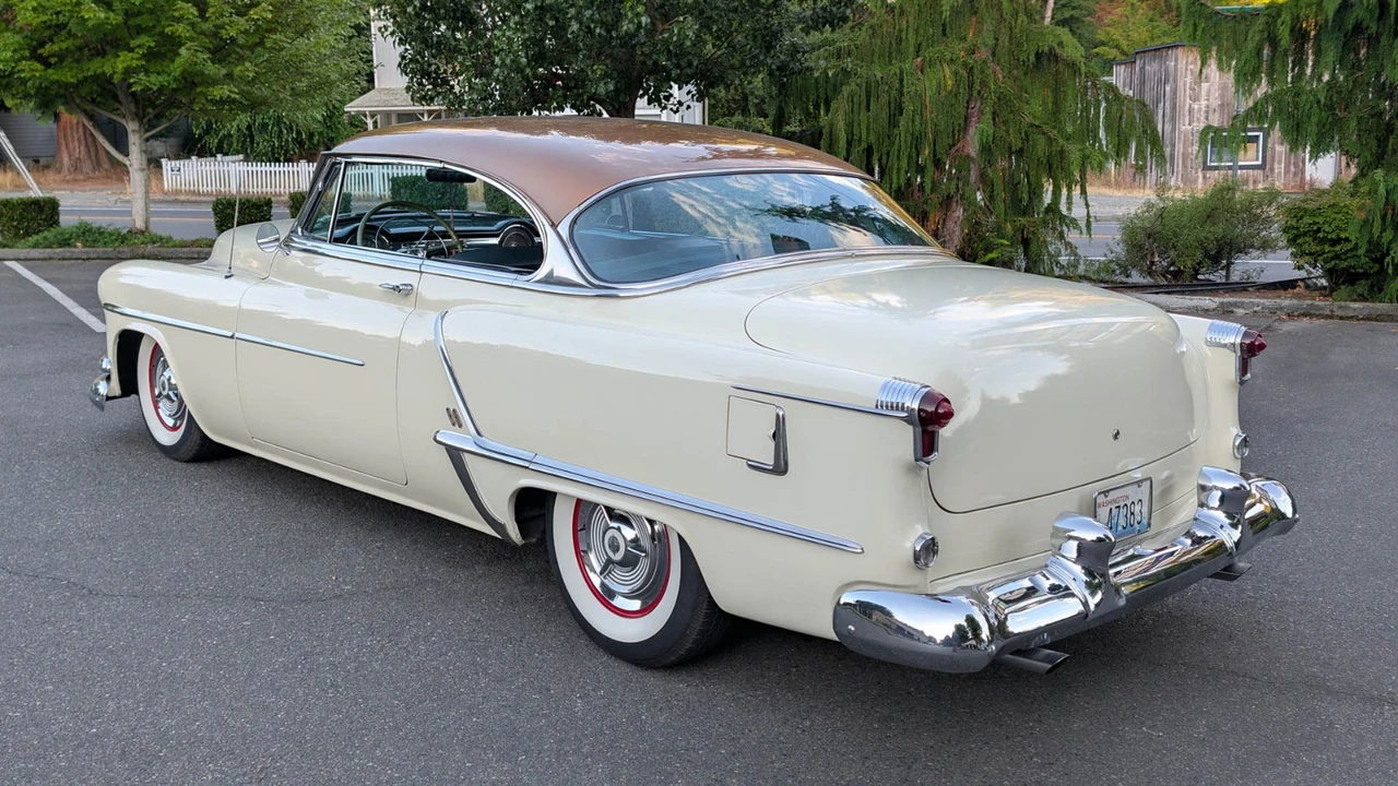1953 Oldsmobile 88 - Image 8 of 21