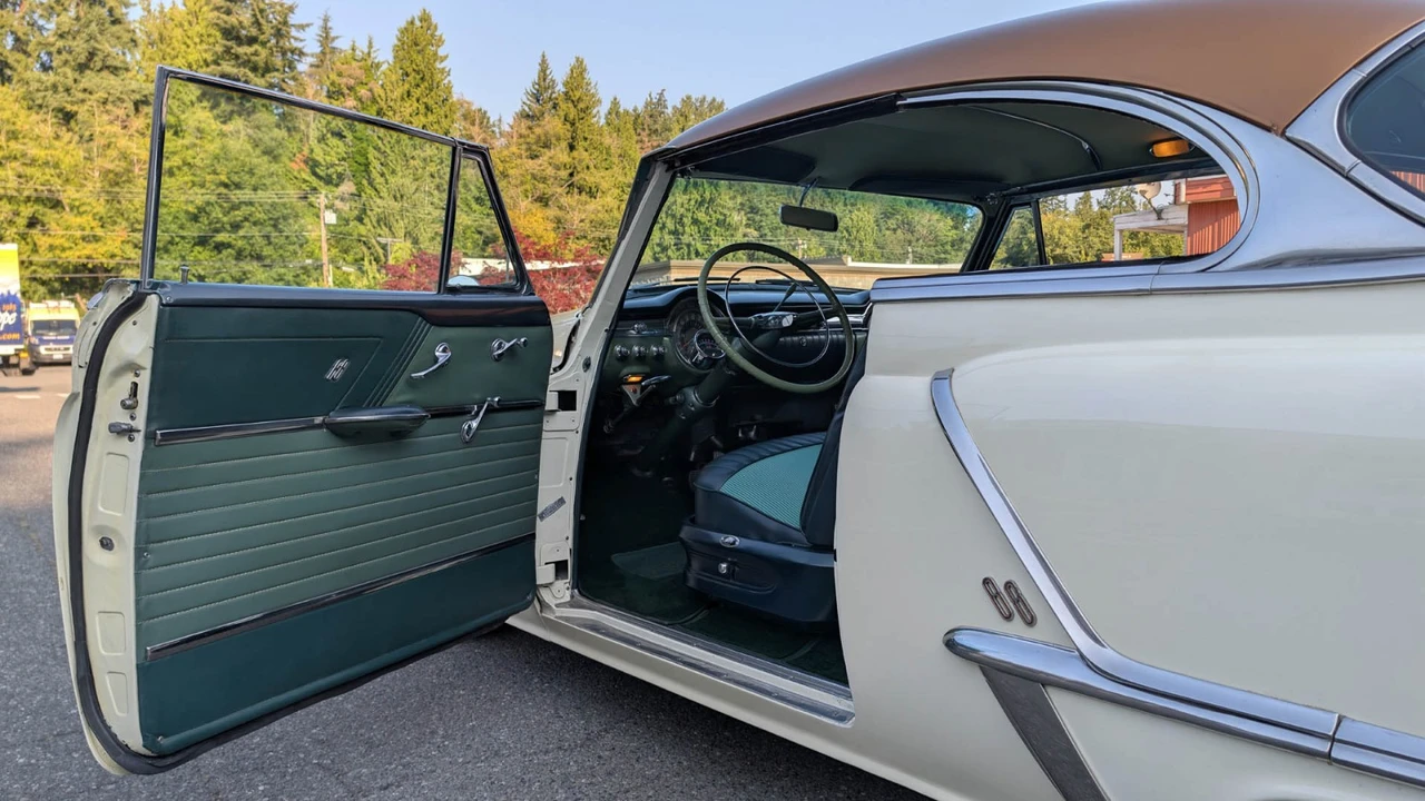 1953 Oldsmobile 88 - Image 9 of 21