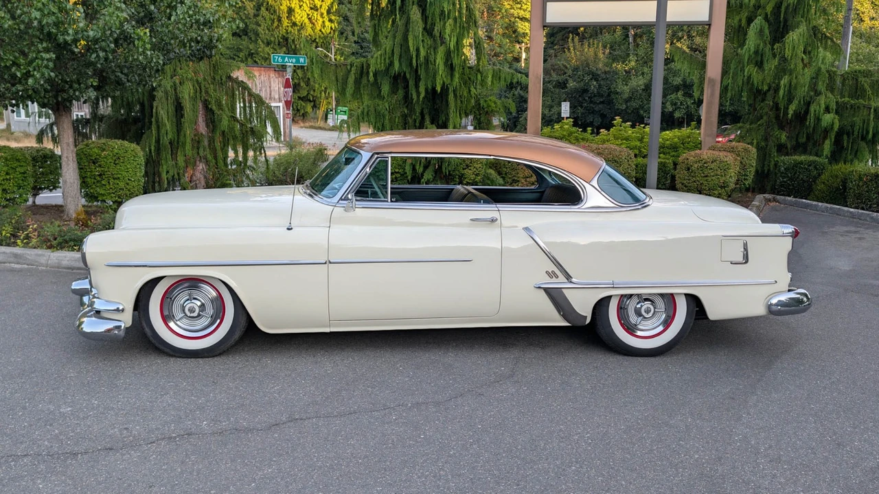 1953 Oldsmobile 88 - Image 2 of 21
