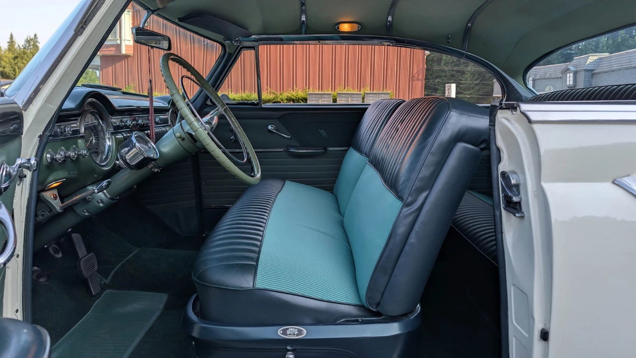 1953 Oldsmobile 88 - Image 10 of 21