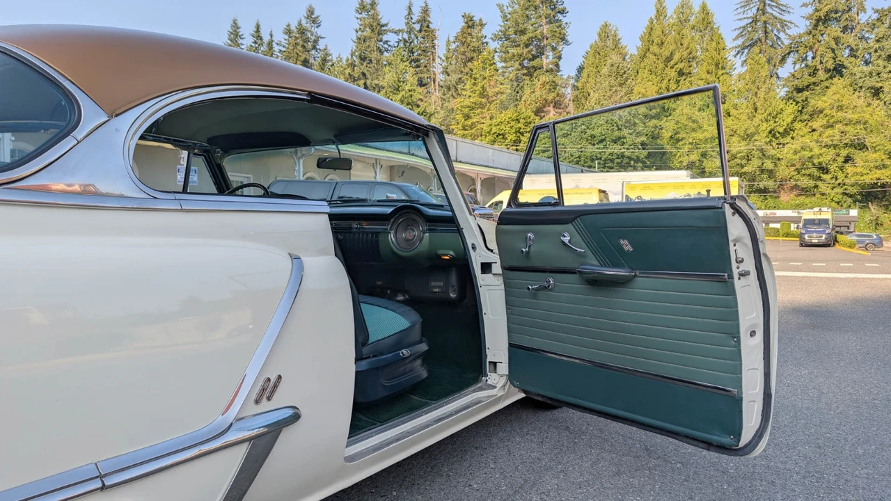 1953 Oldsmobile 88 - Image 15 of 21