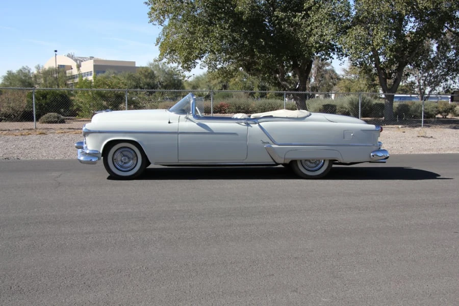 1953 Oldsmobile 98 - Image 2 of 12