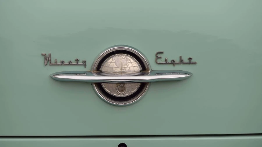 1953 Oldsmobile 88 - Image 17 of 21