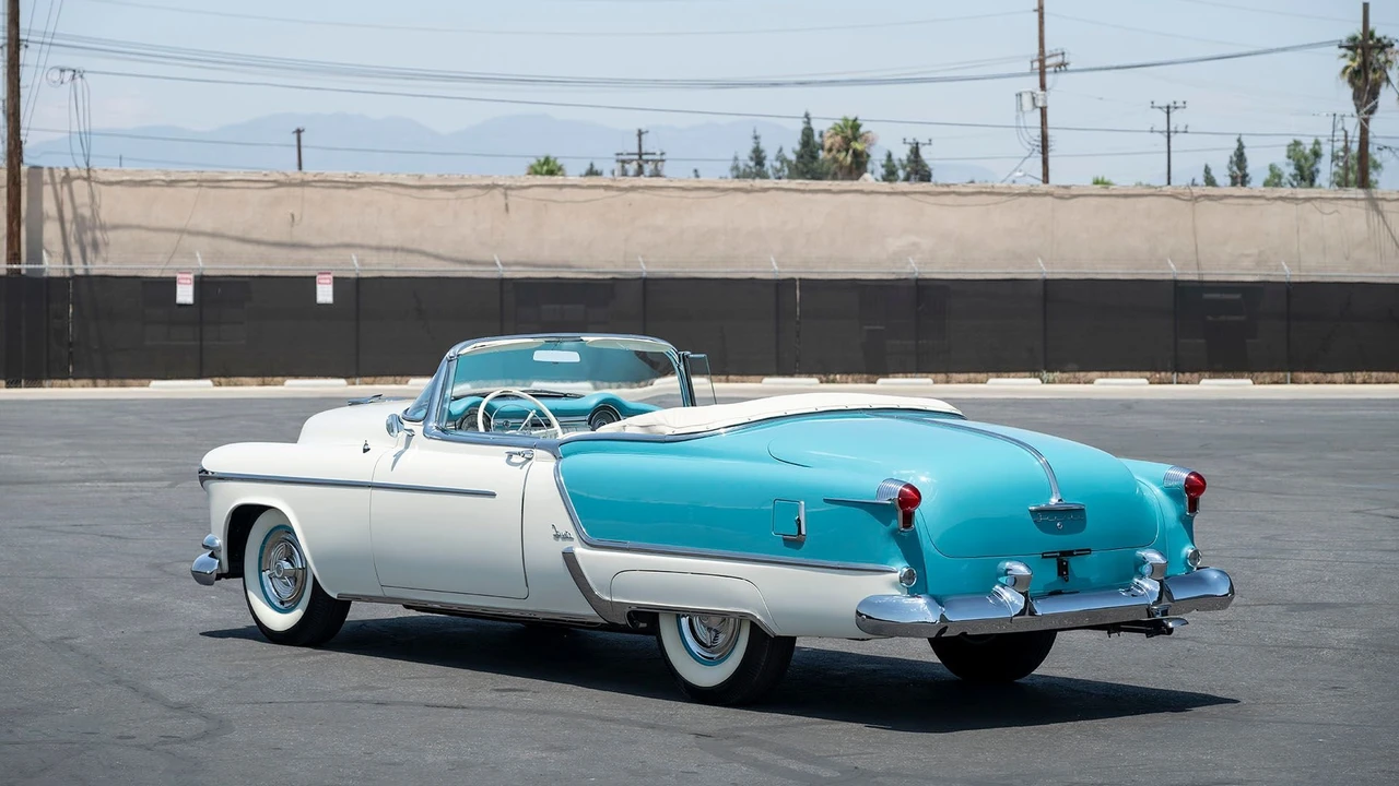 1953 Oldsmobile 98 - Image 4 of 31
