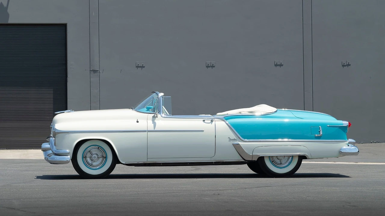 1953 Oldsmobile 98 - Image 2 of 31