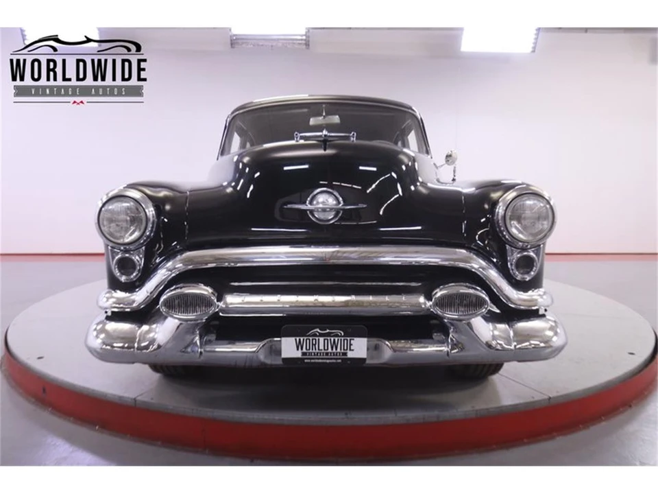 1953 Oldsmobile 88 - Image 15 of 31