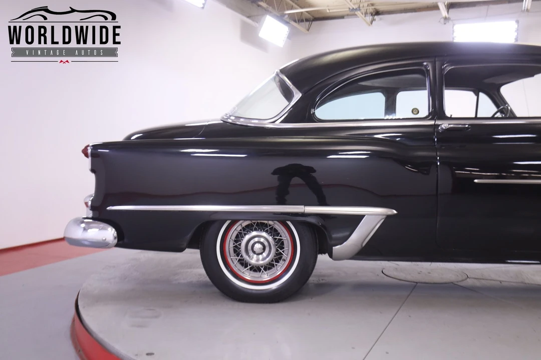 1953 Oldsmobile 88 - Image 9 of 12