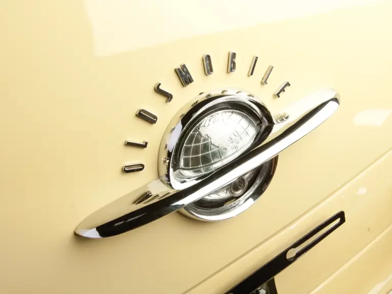 1953 Oldsmobile 88 - Image 7 of 22