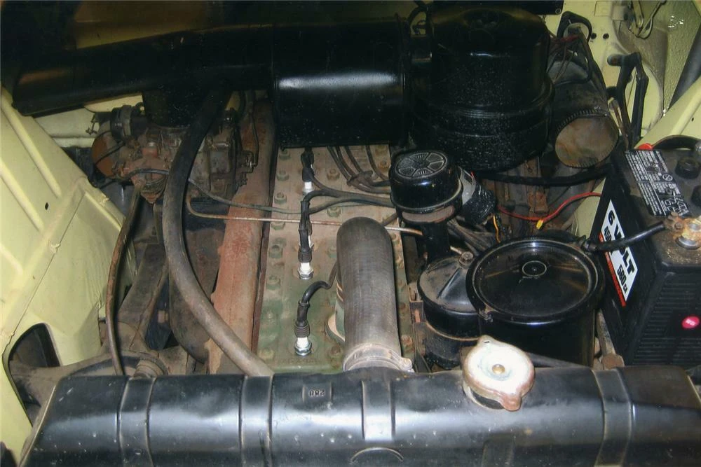 1953 Packard Caribbean - Image 2 of 4