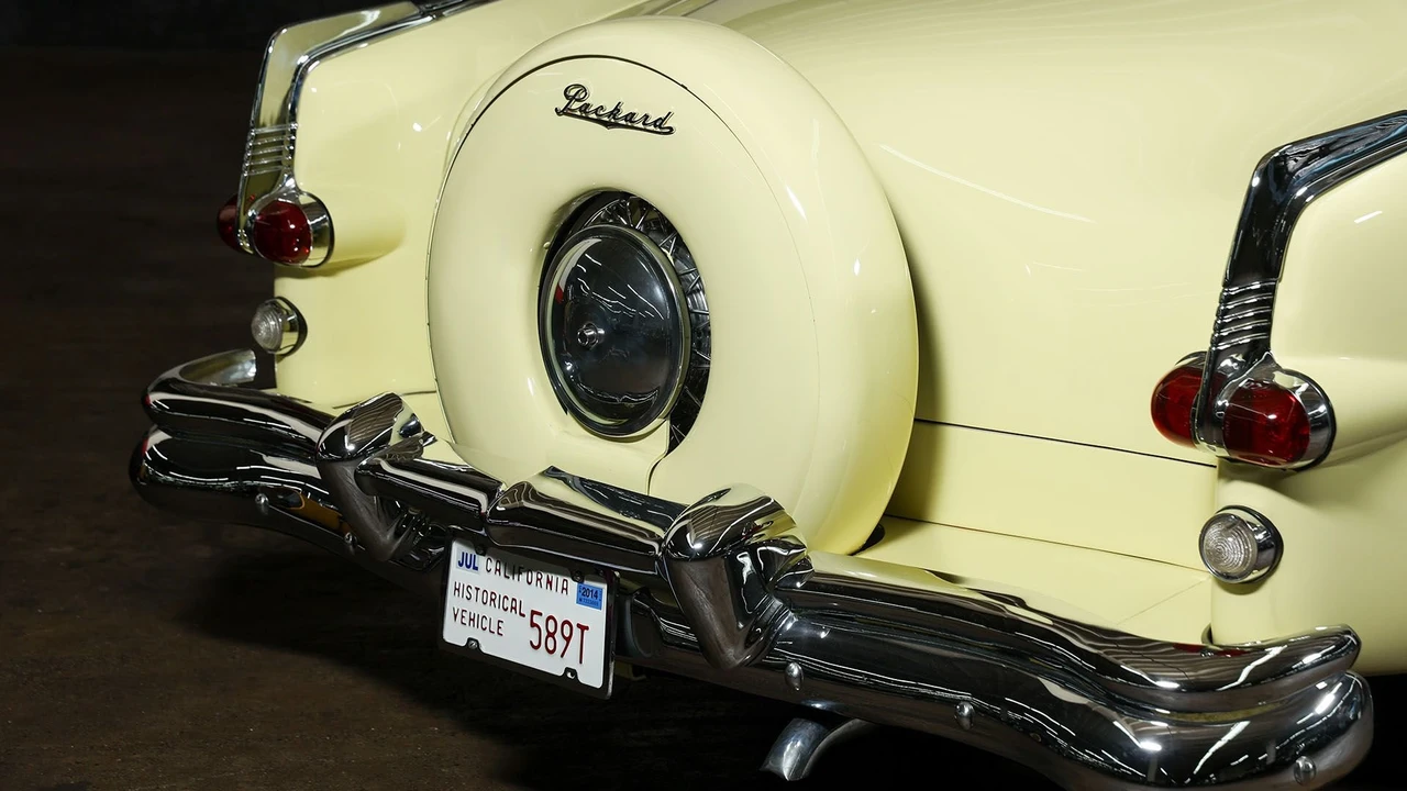 1953 Packard Caribbean - Image 16 of 31