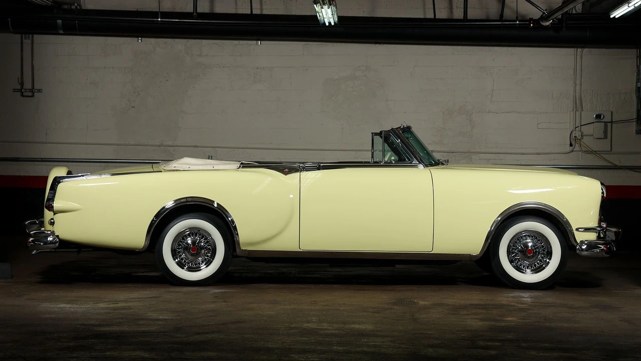 1953 Packard Caribbean - Image 2 of 31