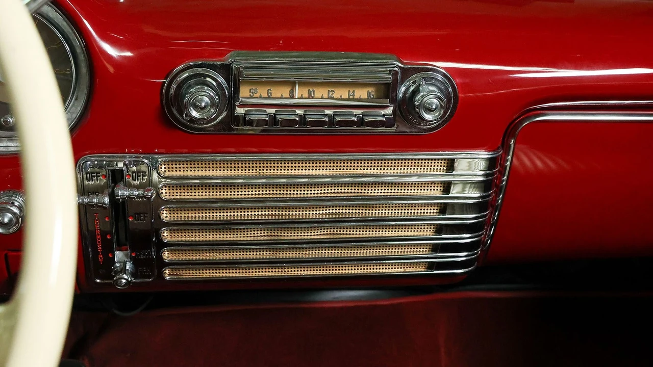 1953 Packard Caribbean - Image 28 of 31