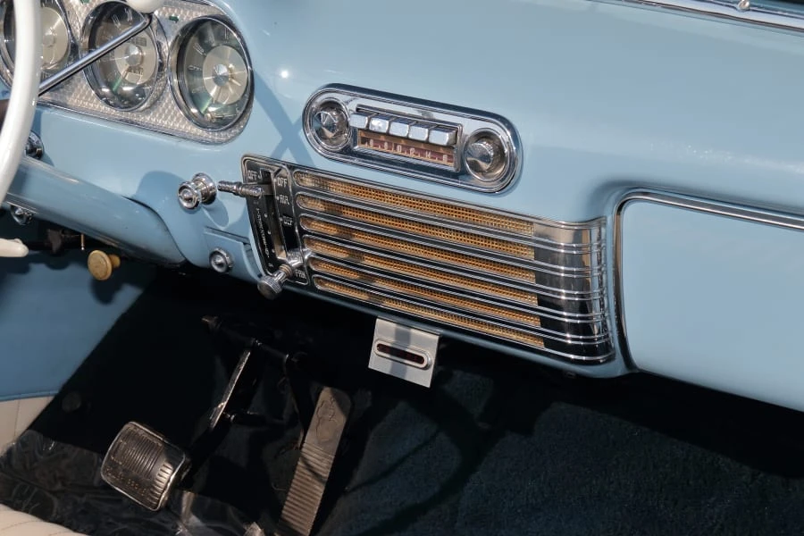 1953 Packard Caribbean - Image 23 of 27