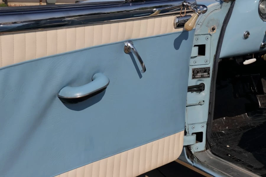 1953 Packard Caribbean - Image 22 of 27