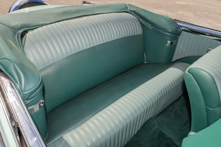 1953 Packard Caribbean - Image 17 of 31