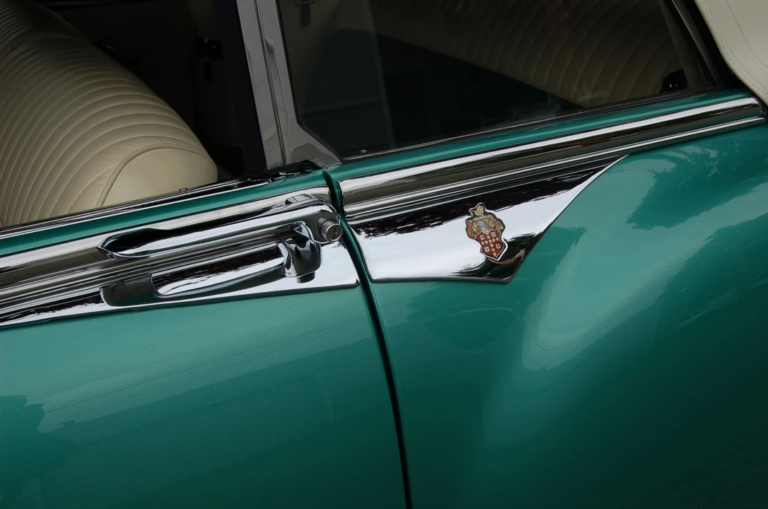 1953 Packard Caribbean - Image 5 of 15