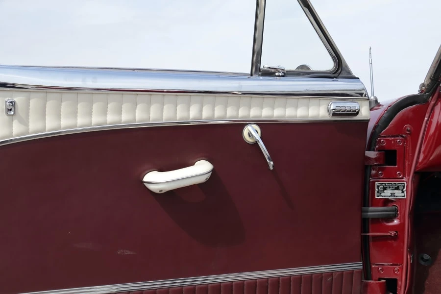1953 Packard Caribbean - Image 25 of 31